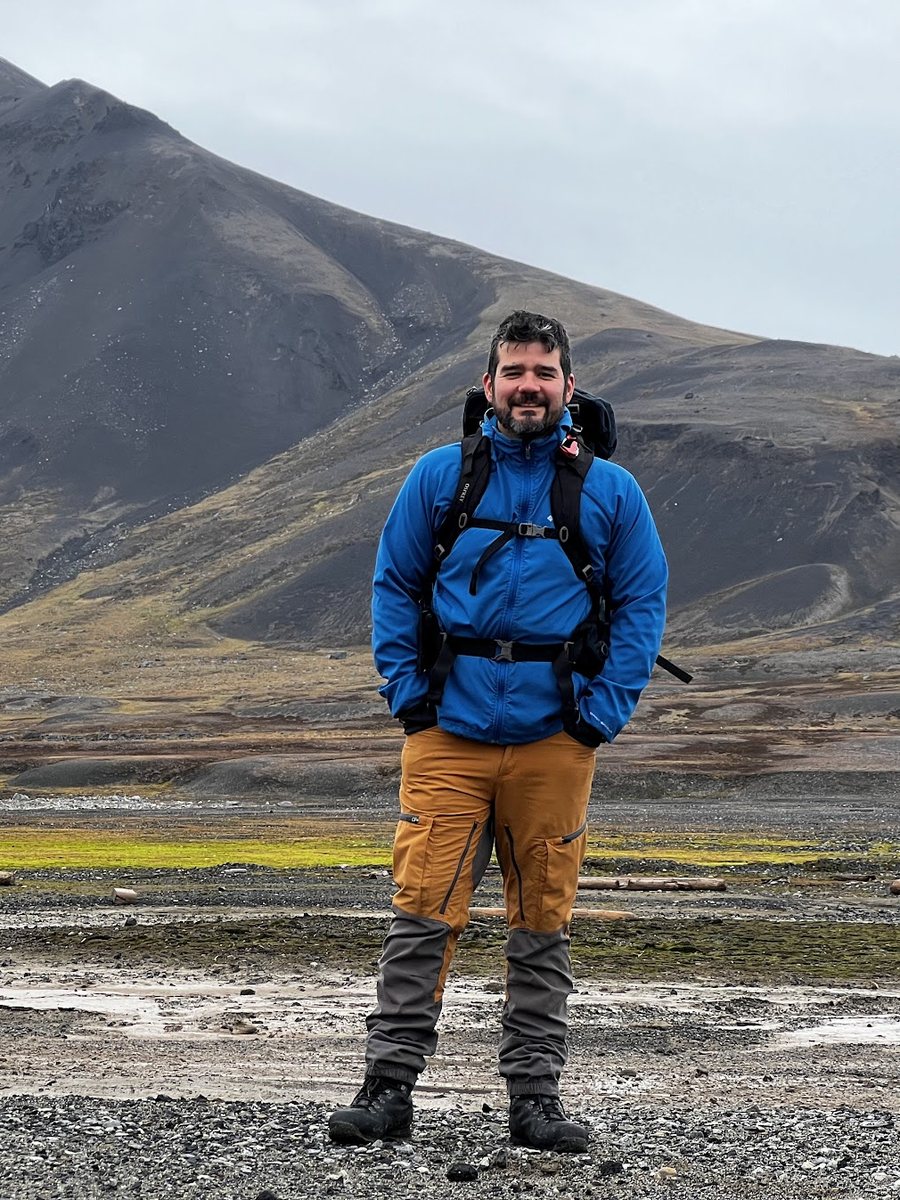Rafael Kenji Horota during fieldwork in Svalbard